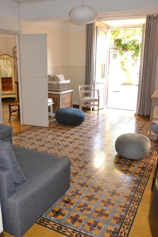 St Jean Du Gard : Spacious Apartment With Use Of Pool Saint-Jean-du-Gard Exterior foto